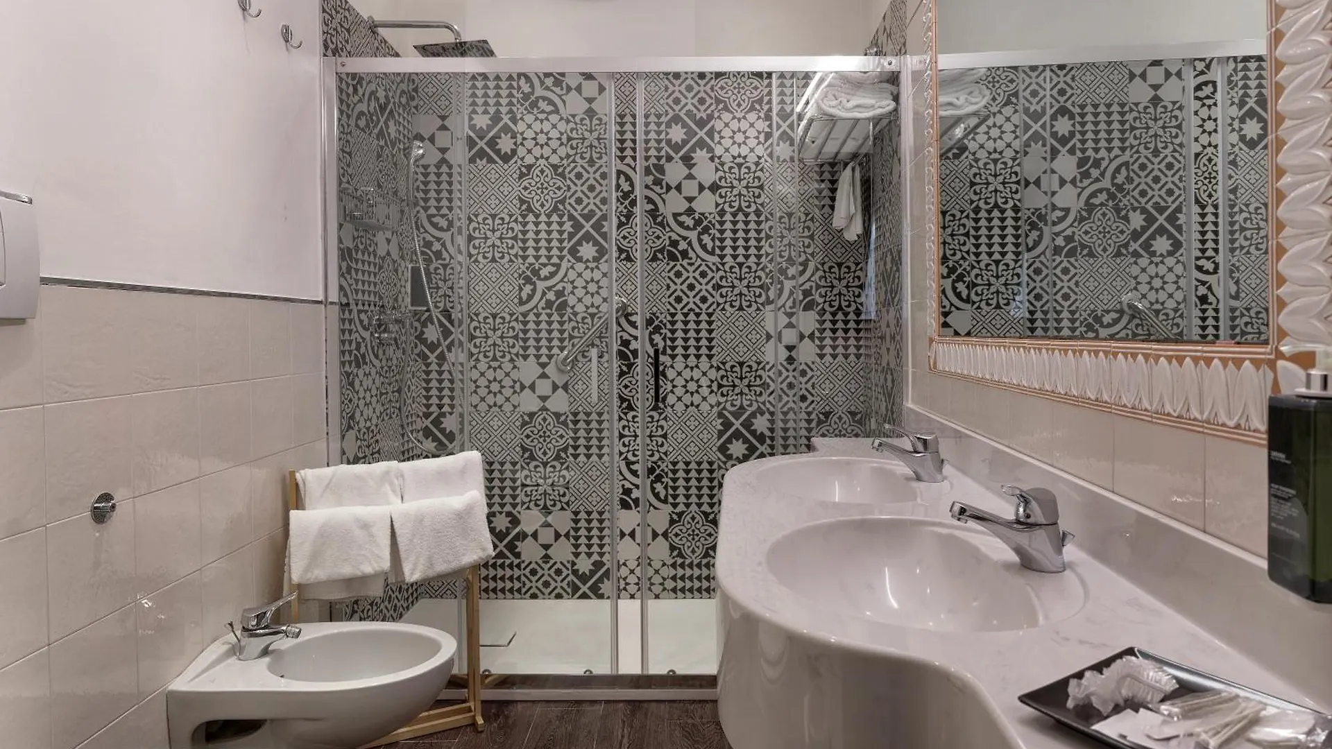 Hotel De La Pace, Sure Hotel Collection By Best Western Florencja