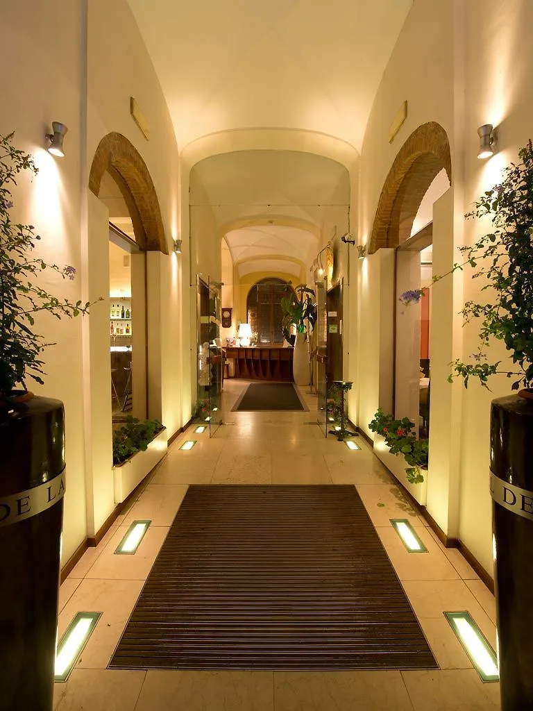 ****  Hotel De La Pace, Sure Hotel Collection By Best Western Флоренция Италия