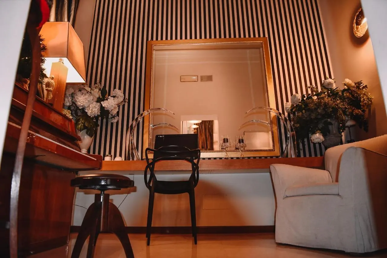Hotel De La Pace Florence 4*,